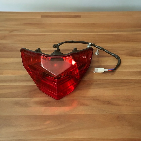 2013 Ninja 300 Motorcycle 300 Taillight! - Picture 4 of 9